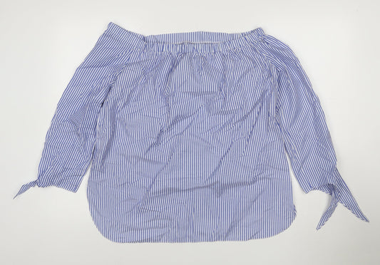 Prewornwholesale purple cropped slim fit active T-shirt with short sleeves and a high neckline.