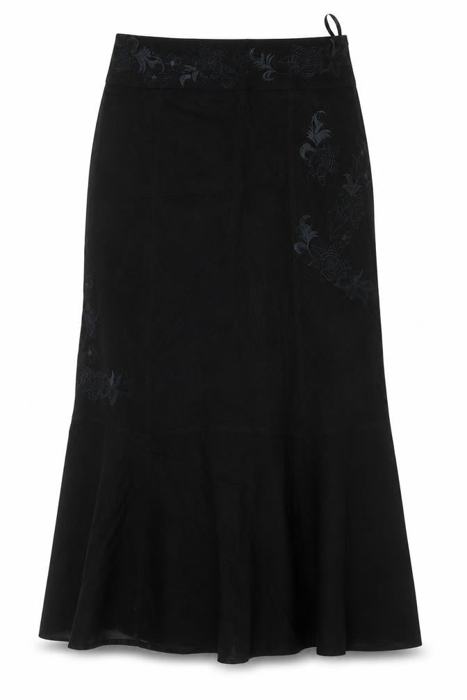 Evie Women Black Size 10 A-Line Stretch Knee Length Skirt