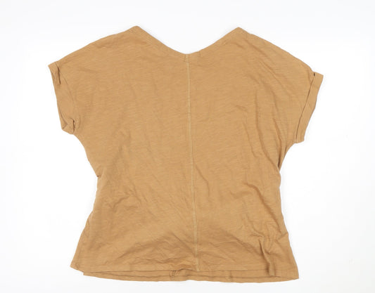 Prewornwholesale purple cropped slim fit active T-shirt with short sleeves and a high neckline.