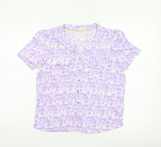 Prewornwholesale purple cropped slim fit active T-shirt with short sleeves and a high neckline.