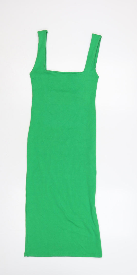Prewornwholesale purple cropped slim fit active T-shirt with short sleeves and a high neckline.