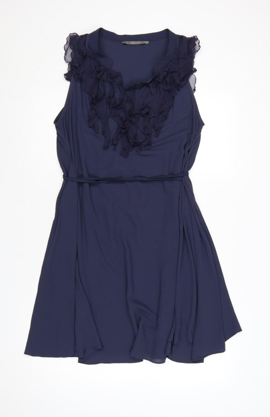 Prewornwholesale purple cropped slim fit active T-shirt with short sleeves and a high neckline.