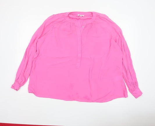 Prewornwholesale purple cropped slim fit active T-shirt with short sleeves and a high neckline.