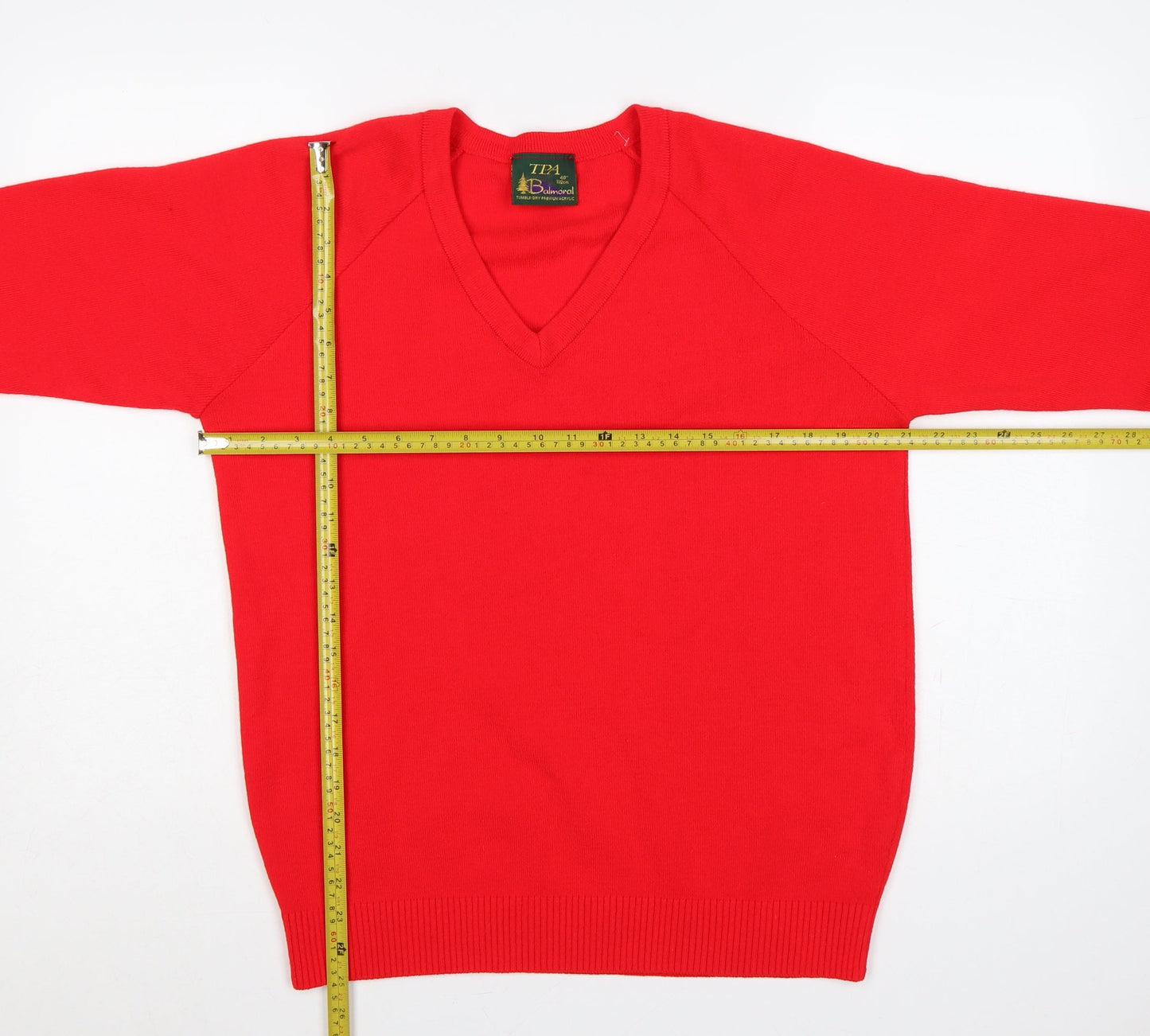 TPA Balmoral Men’s Red M V-Neck Acrylic Pullover Jumper Knit