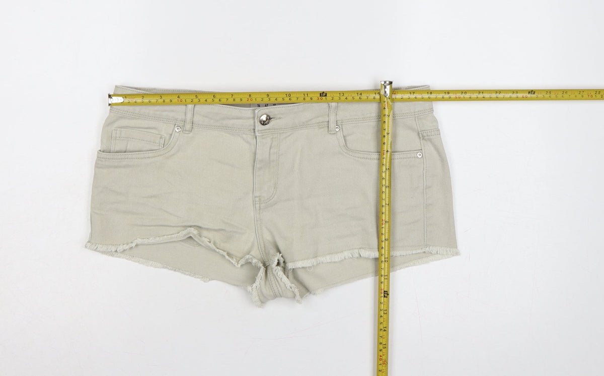 Back view of Denim Co Women’s Beige UK 14 Cut-Off Denim Shorts Raw Hem