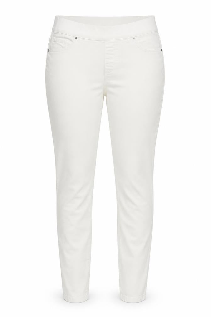 Front view of Denim Co Women’s Ivory UK 14 Straight Stretch 5-Pocket Jeans