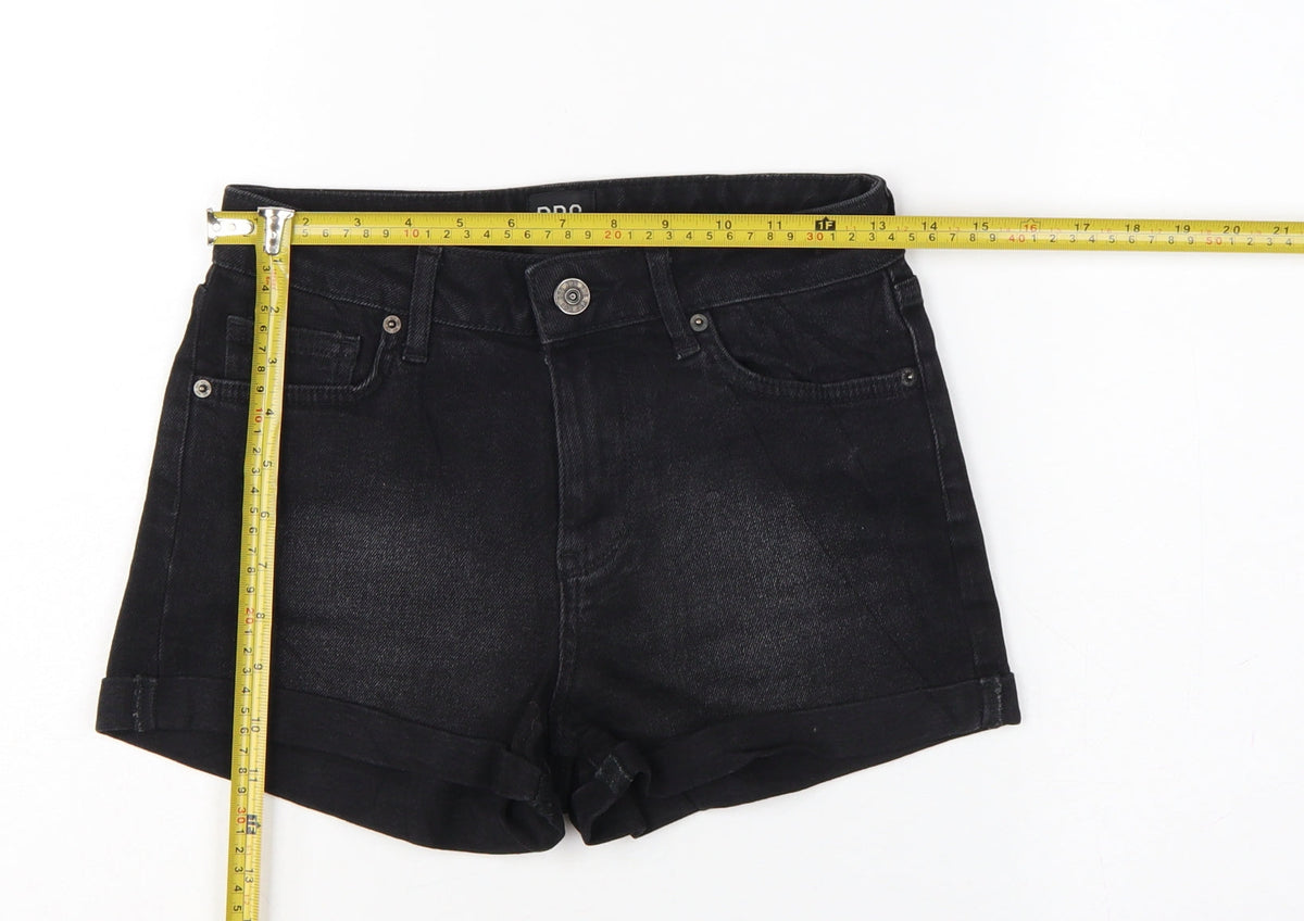 Back view of BDG Urban Outfitters Women Black UK 8 W26 High Rise Cuffed Denim Shorts