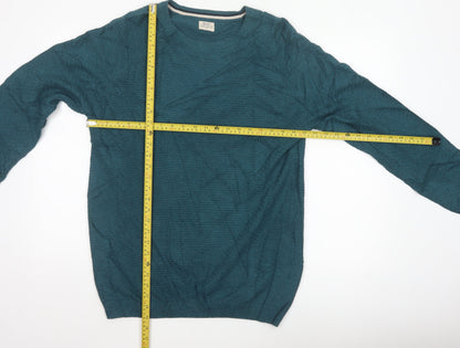 Back view of ACW85 Men’s Green Medium Cotton Crew Neck Knit jumper