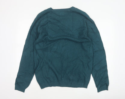 Close-up detail of ACW85 Men’s Green Medium Cotton Crew Neck Knit jumper