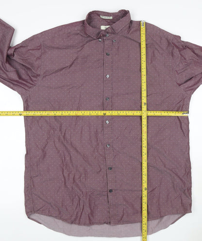 Close-up detail of GANT Men's Purple 2XL Geometric Cotton Button-Down Long Sleeve Shirt