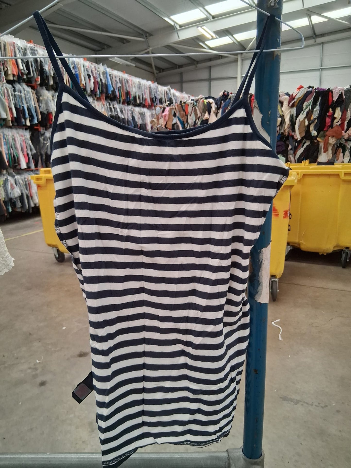African Grade Mixed Clothing – 10KG Export (South Africa Market)