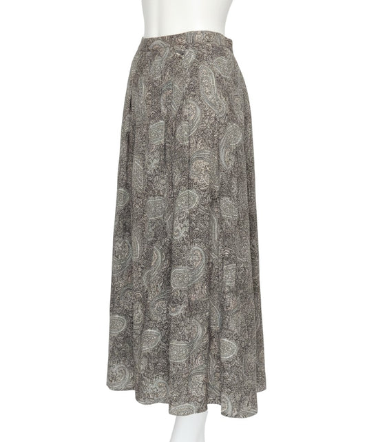 Prewornwholesale Country Casuals beige paisley print A-line long wool skirt on a mannequin
