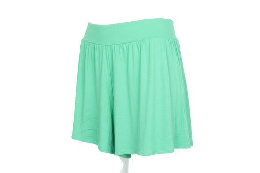 Prewornwholesale green cotton-elastane activewear shorts with an elasticated waistband and relaxed fit
