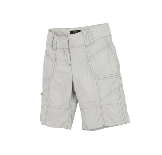 Prewornwholesale Next light grey cotton-nylon cargo shorts with utility pockets and contrast stitching.
