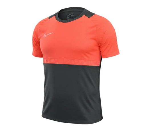 Prewornwholesale Nike red and black colourblock athletic crew neck t-shirt with raglan sleeves